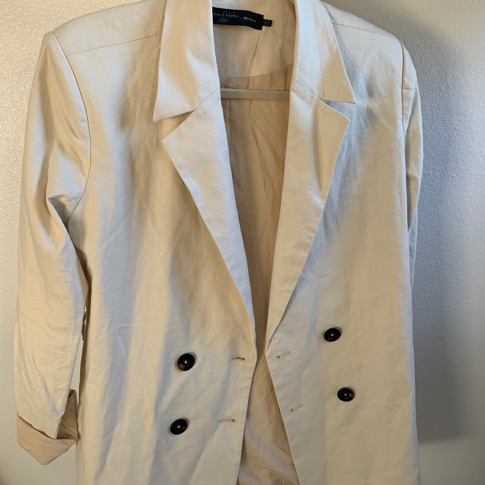 House of Harlow Linen Blazer